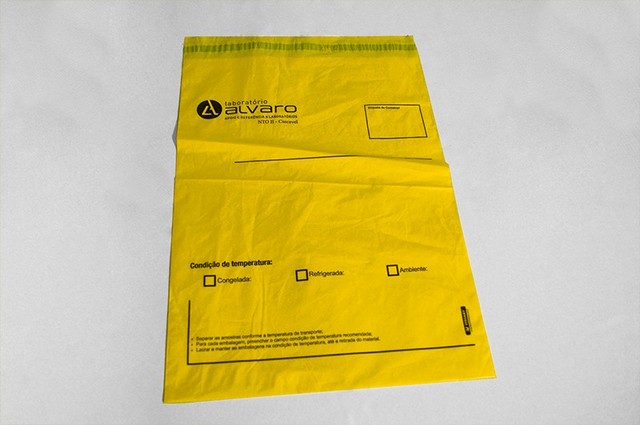 Envelope plástico para exames